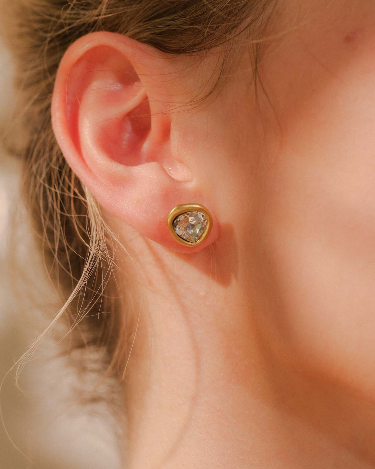 Austrian Crystal Stud Earrings earrings Vinty Jewelry 