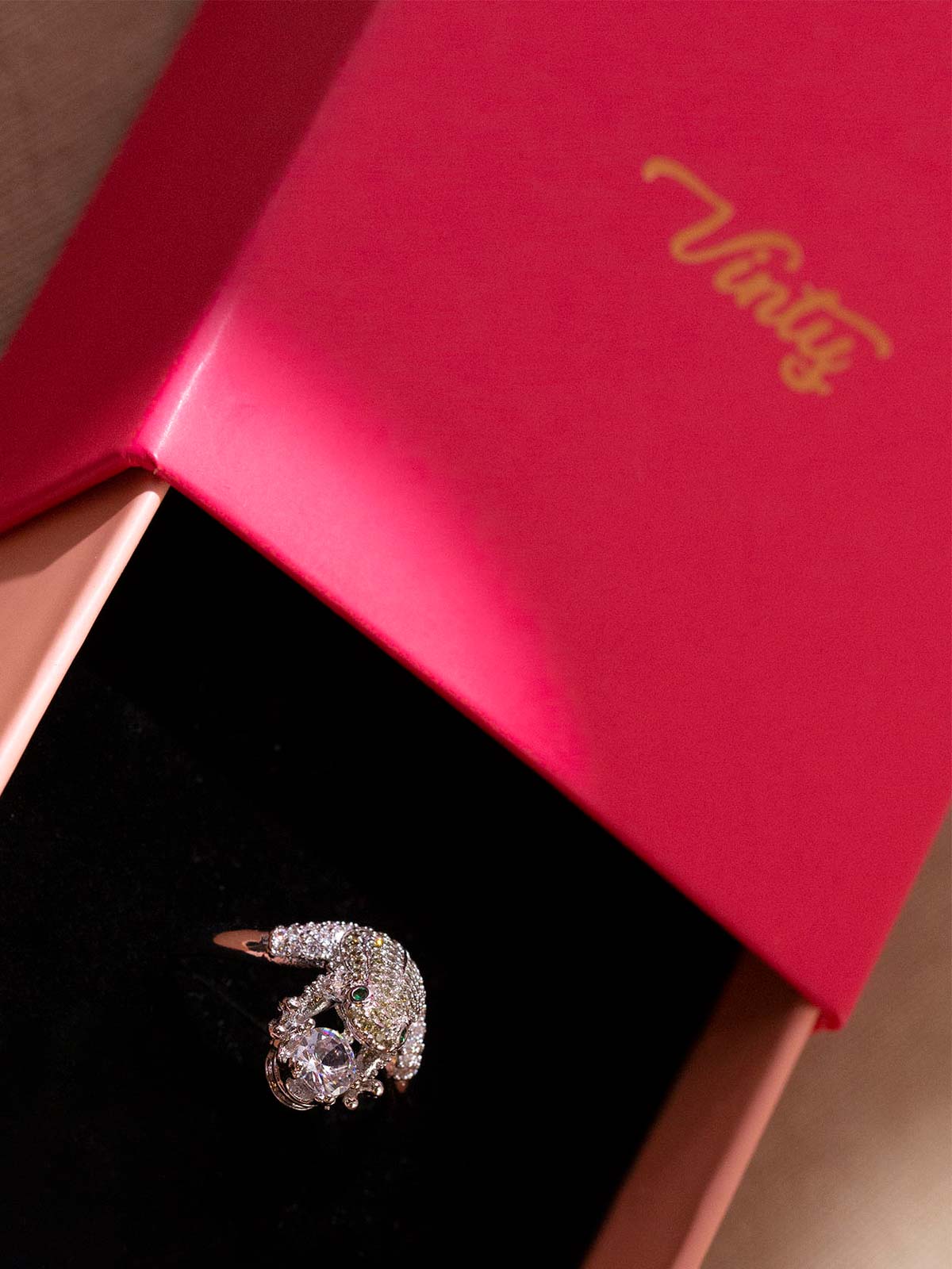 Frog Ring With Sparkling CZ Stones Vinty Jewelry